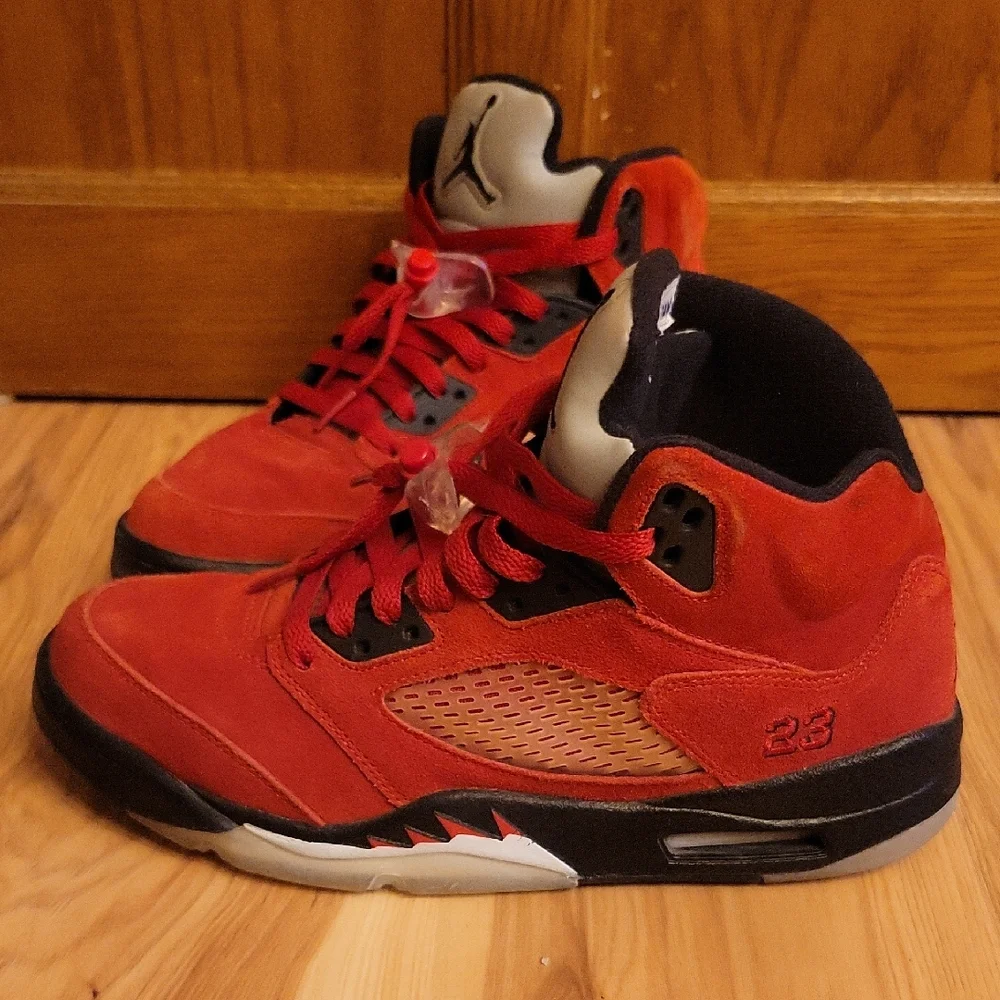 Jordan 5 Retro DMP 'Raging Bull